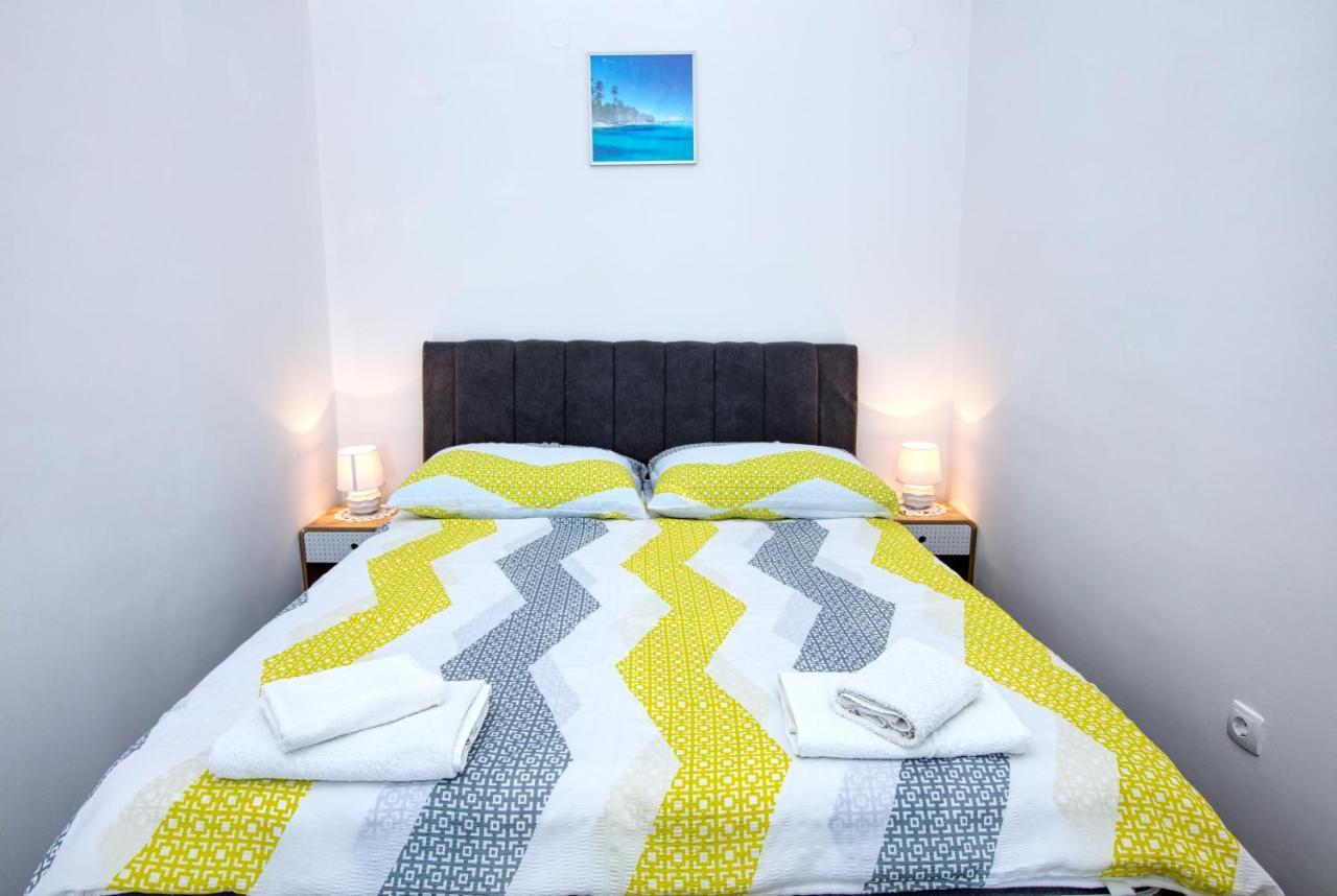 Apartment Tisno 5130C Exteriér fotografie